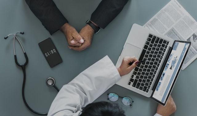 Digital Medical IDs in Australia — Phone Health Records + Wearable Alerts