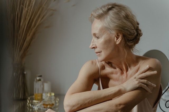 Person with multiple sclerosis staying active — living well with MS and wearing medical alert ID